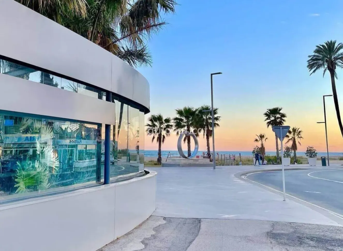 Passeig Marítim of Castelldefels at sunset — meeting point for the tour
